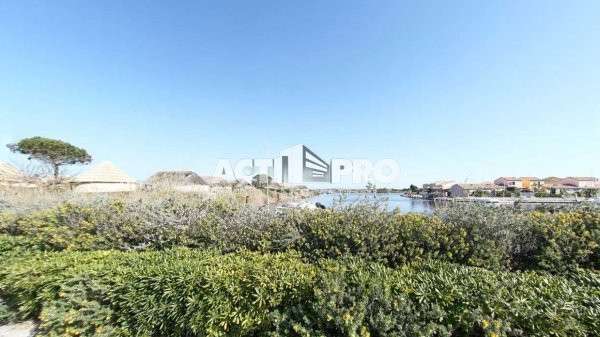 Vente murs commerciaux 1349m² au Barcarès