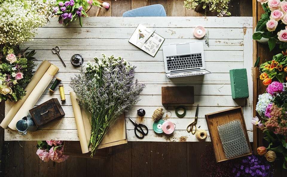 Vend fleuriste et articles décoratifs au Cotentin