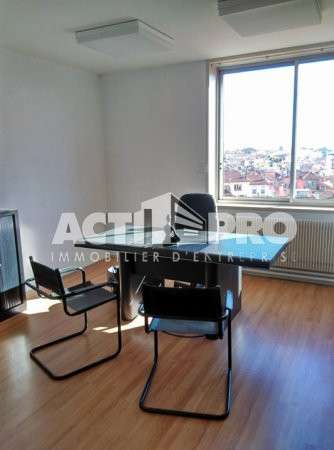 Vend bureaux 45 m² hyper centre Perpignan