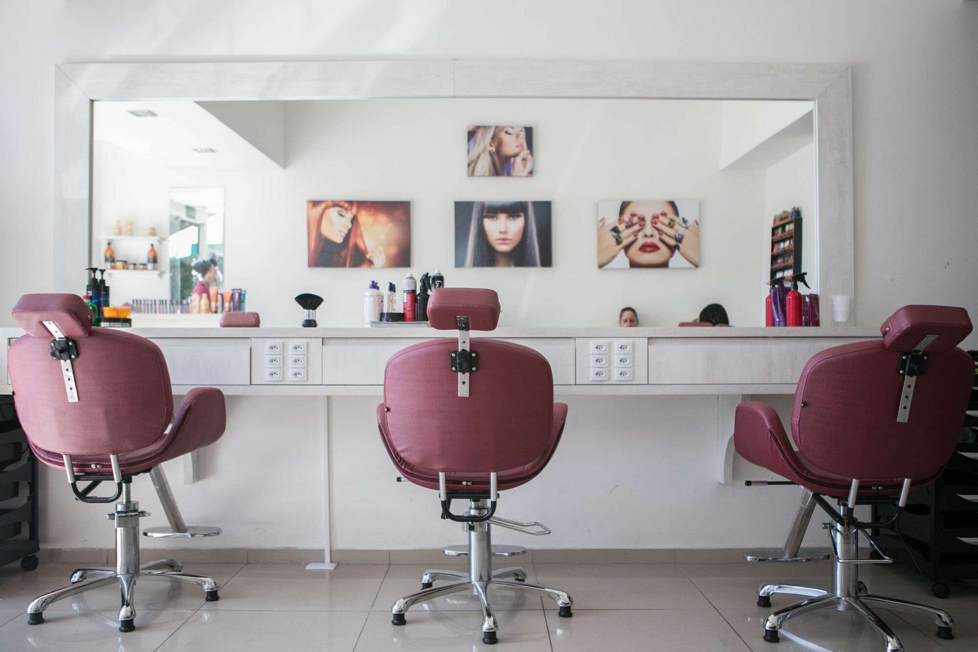 Vente beau salon de coiffure 30m² à Francheville