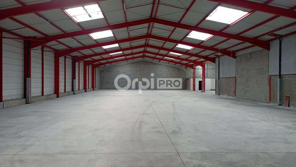 Local d'activité de 311m² à louer à Reims Farman