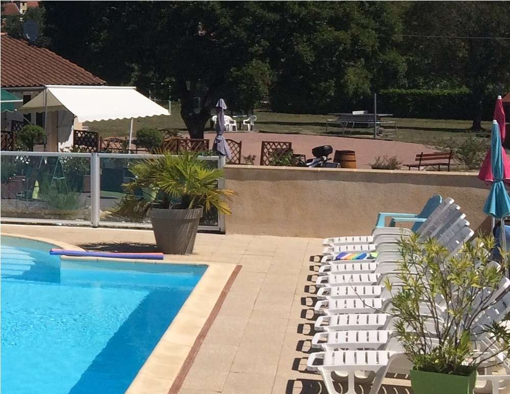 Vente village de vacances lieu touristique.