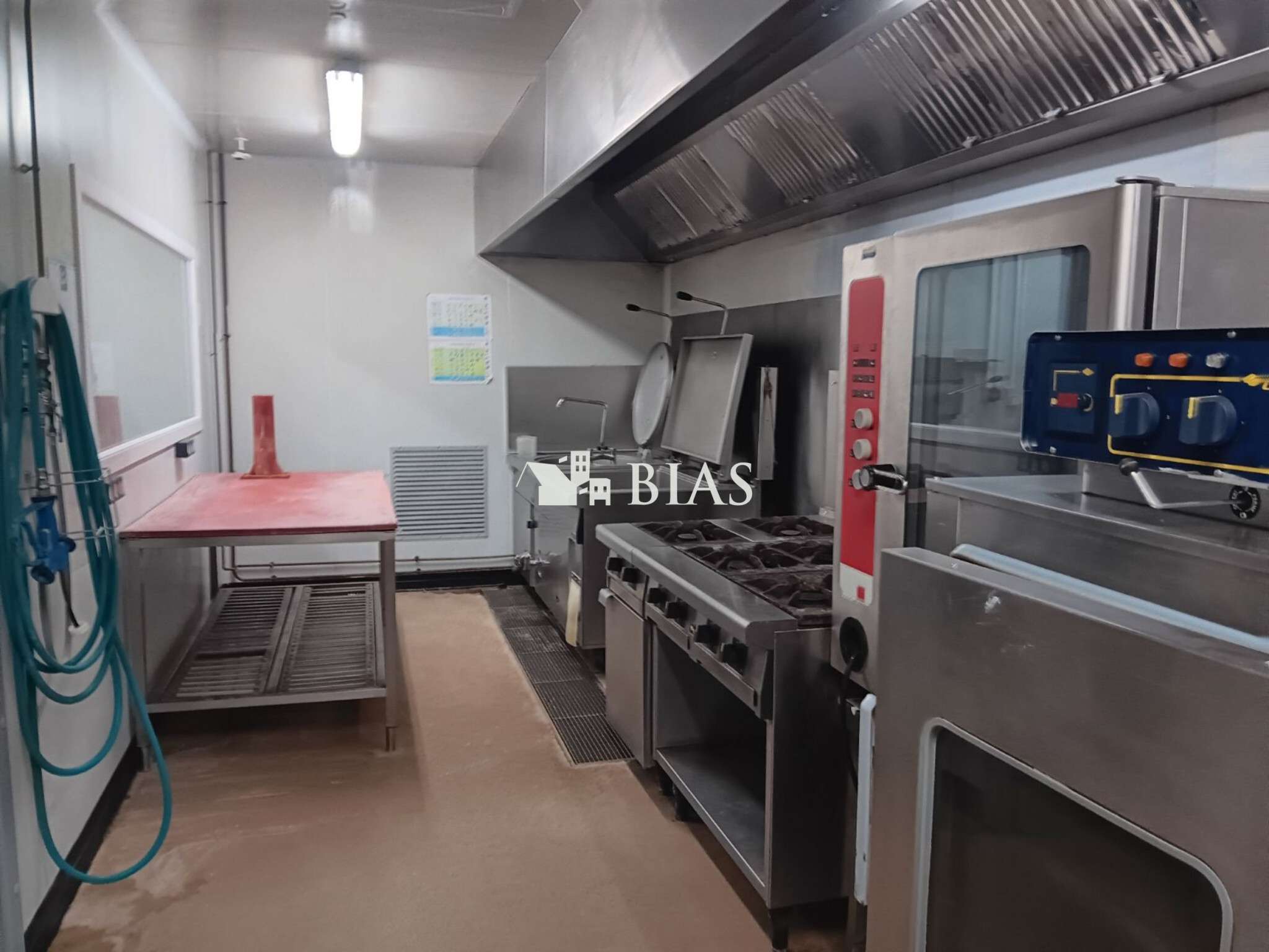 A louer local alimentaire 300m² à a Honfleur