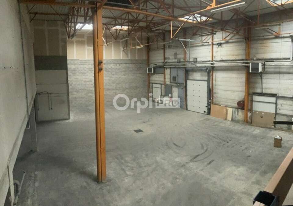 Vente entrepôt 11300m² secteur Genlis