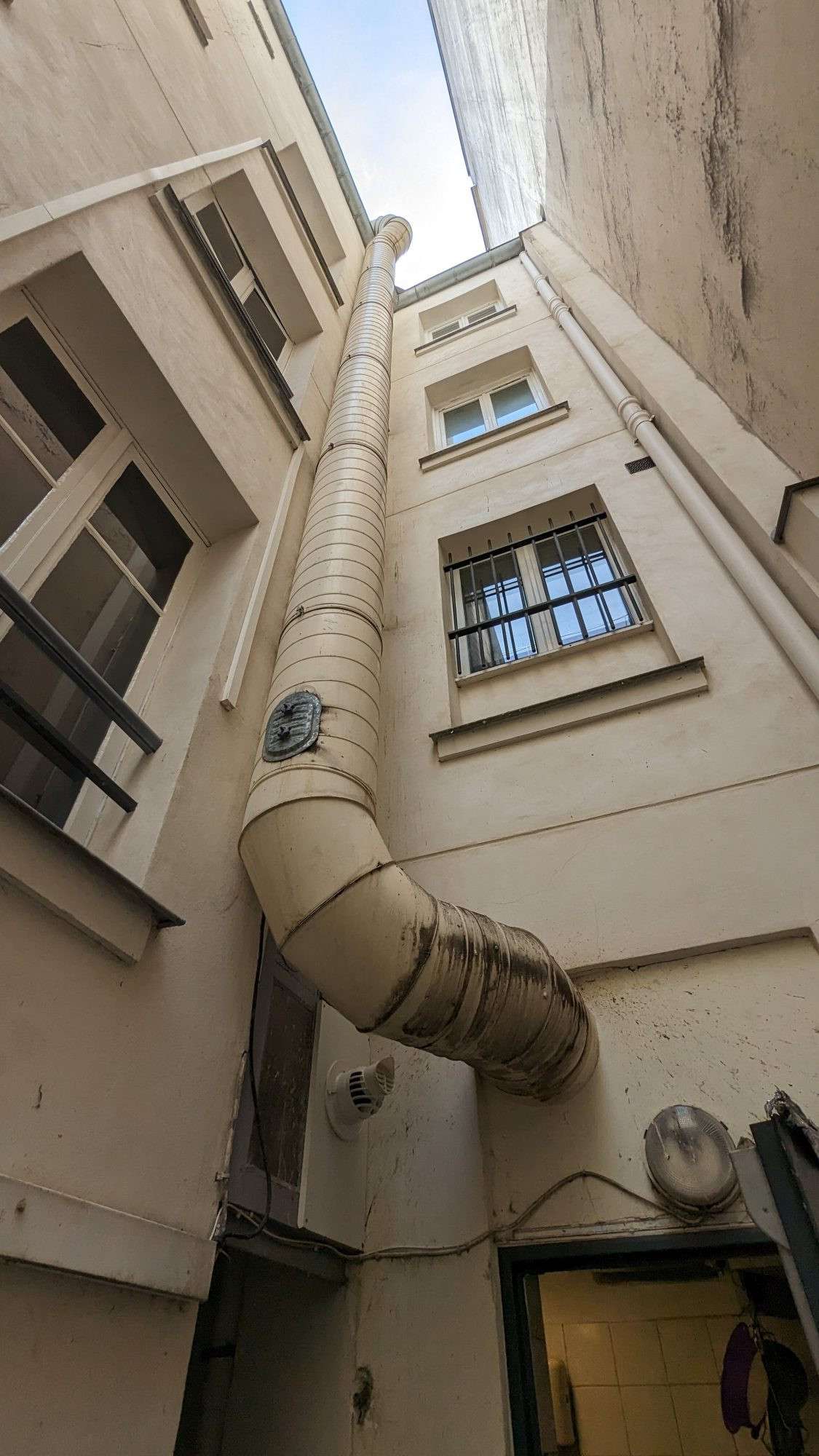 Vente restaurant d'angle avec terrasse à Paris 17