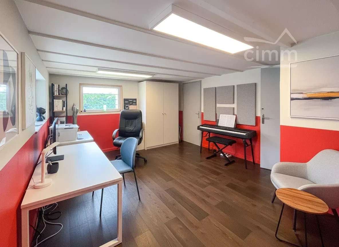 Vente local commercial 155m² à Crolles centre