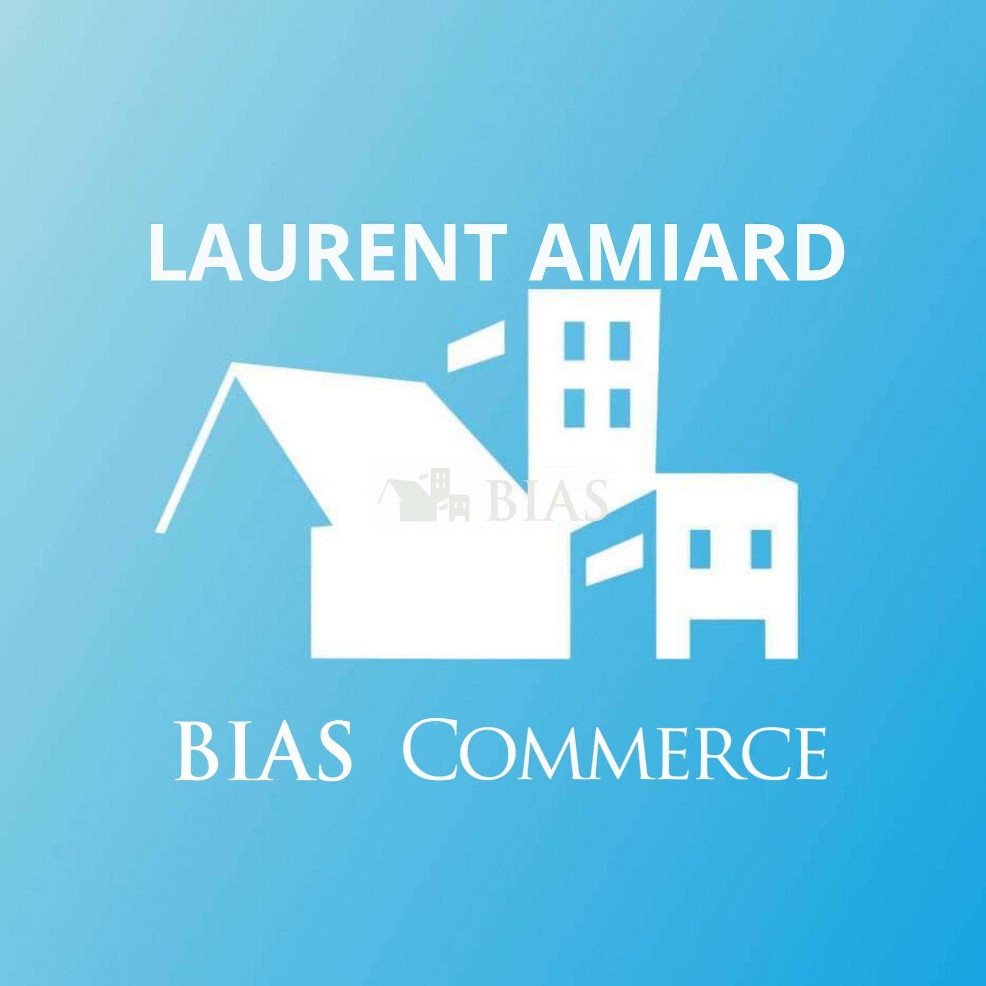 DAB local 70m² empl exceptionnel à Deauville