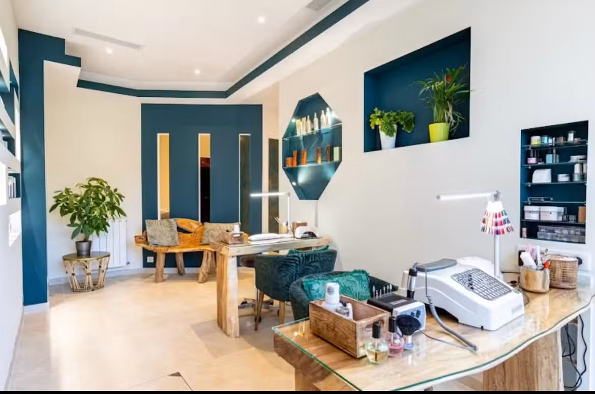 Vente local commercial 98m² à Cannes Montfleury 
