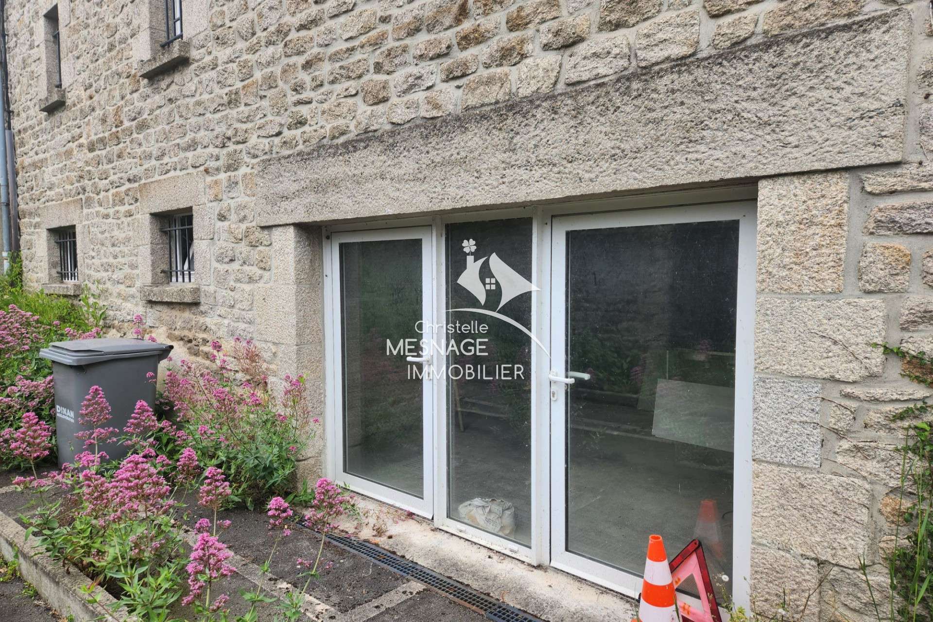 Vente bureaux 140m² RDJ à Dinan centre