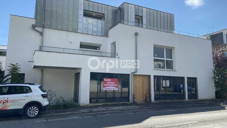 A louer local commercial de 144m² à Colmar