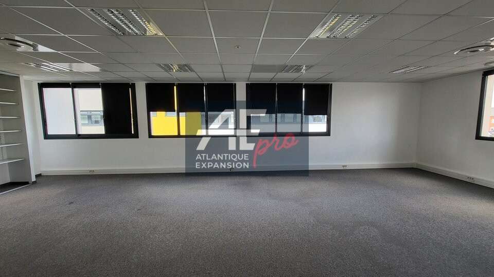 Vente bureaux 181m² très bon état à Saint-Nazaire