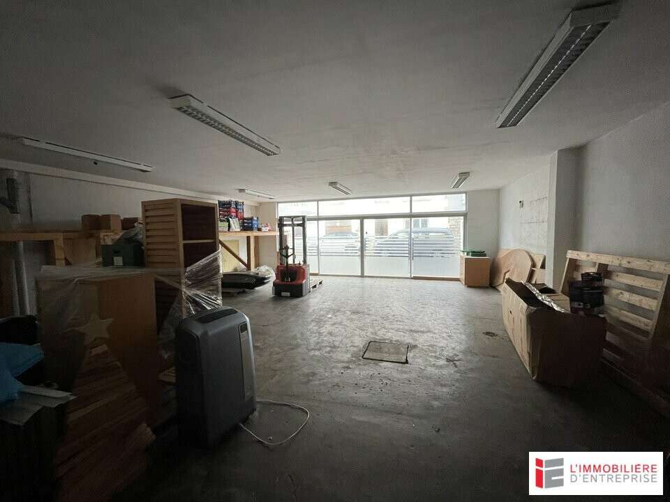 Vente bâtiment de type industriel loué à Lorient