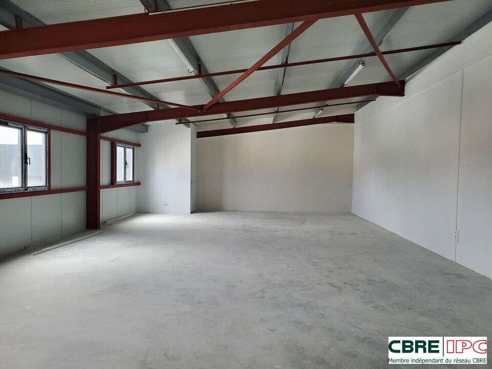 A louer bureaux 100m² à Saint-Vincent-de-Tyrosse