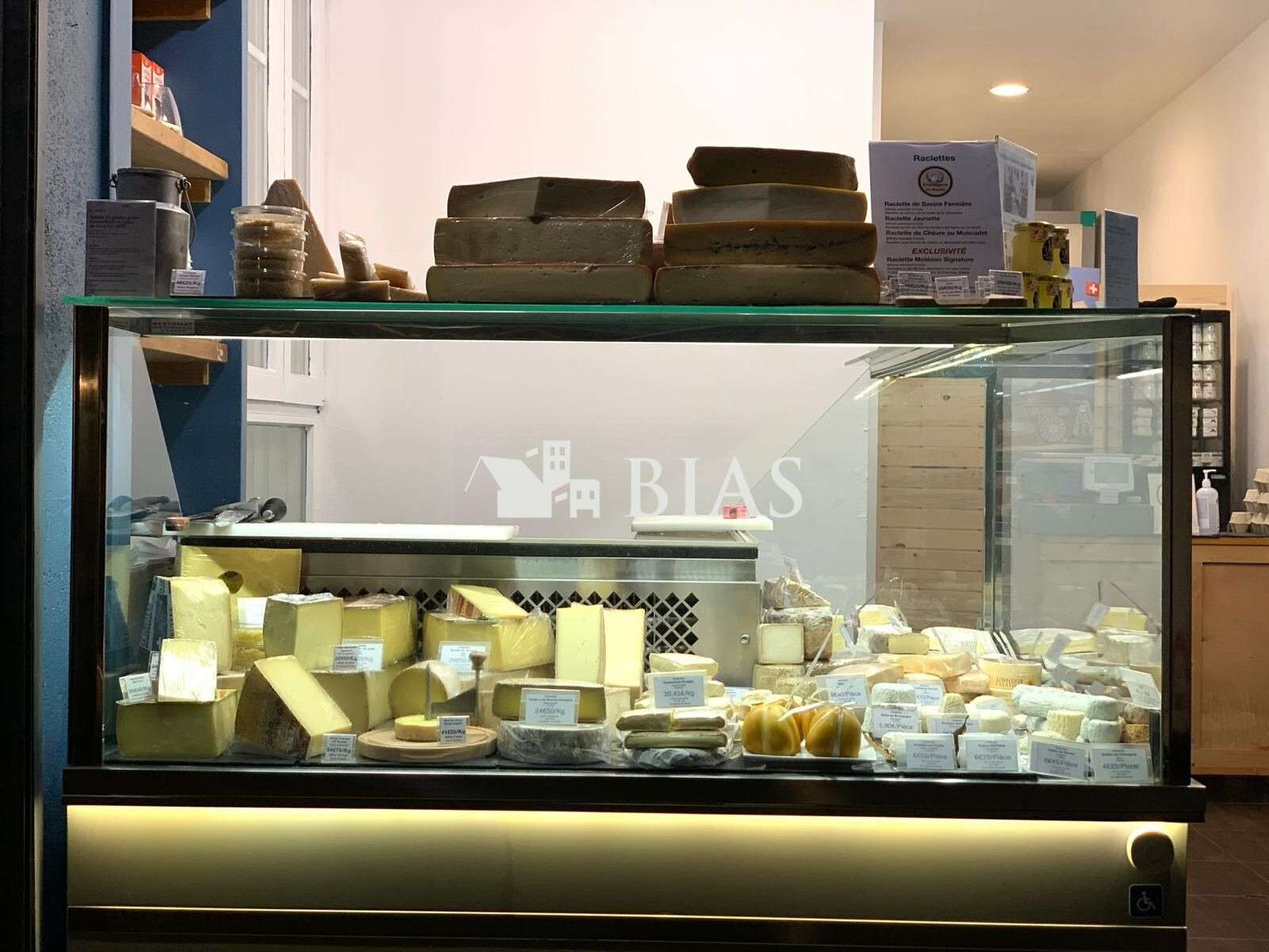 Cède fromagerie emplacement n°1 à Paris 75000