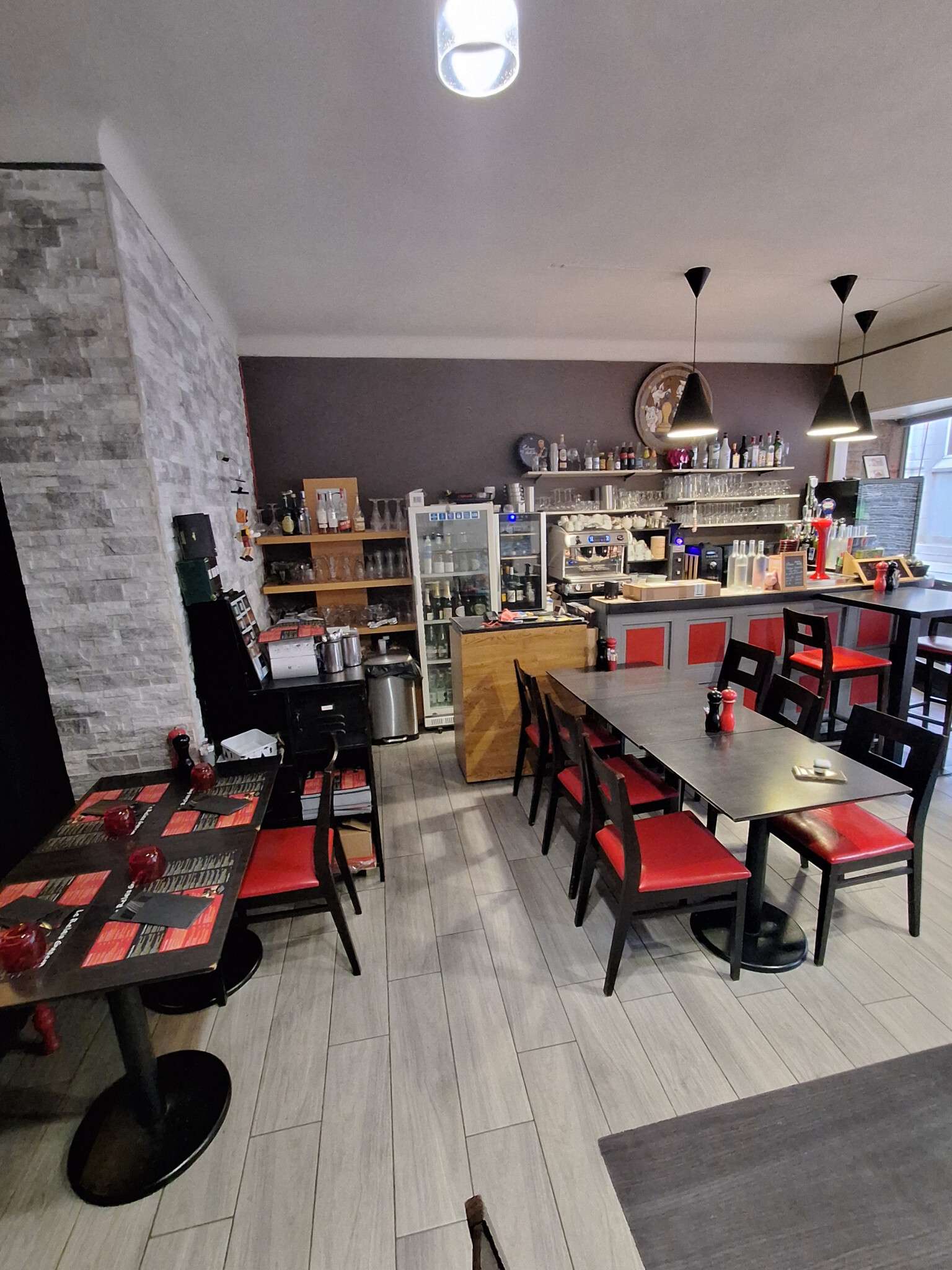 Vente restaurant pizzéria belle terrasse Pontorson