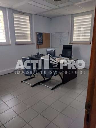 À louer bureaux 170m² R+1 à Perpignan Tecnosud