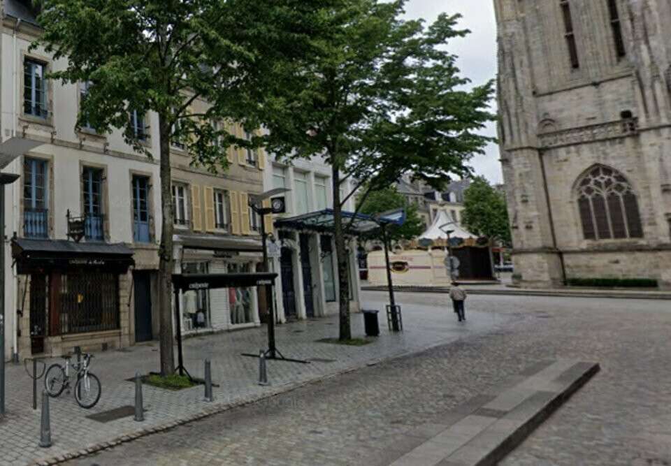 Vente local commercial 120m² à Quimper Cathédrale