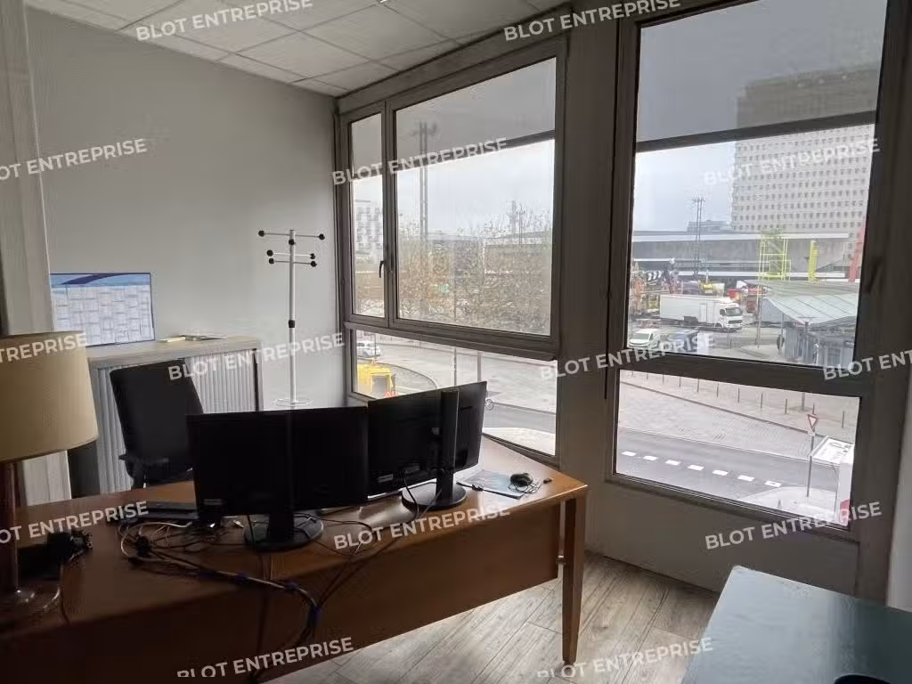 A louer bureaux 555m² quartier emblématique Rennes
