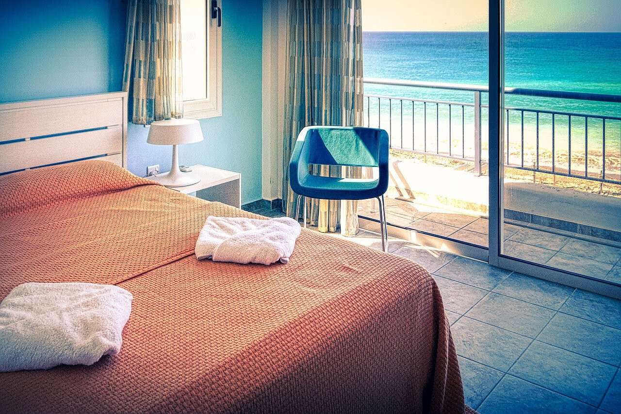 Opportunité rare hôtel 2* à céder la plage à pieds