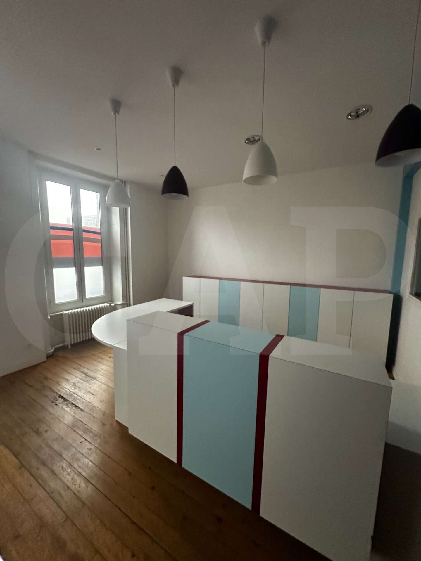 A louer bureaux 260m² avec vitrine à Saint-Brieuc