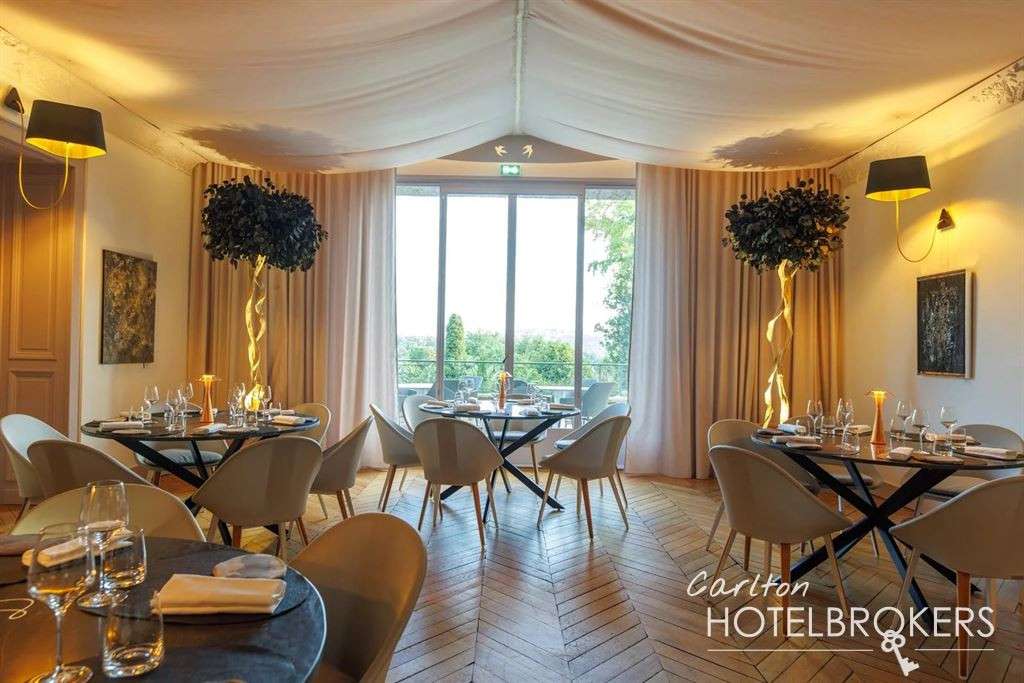 AV Hôtel ***** restaurant * Pyrénées Atlantiques