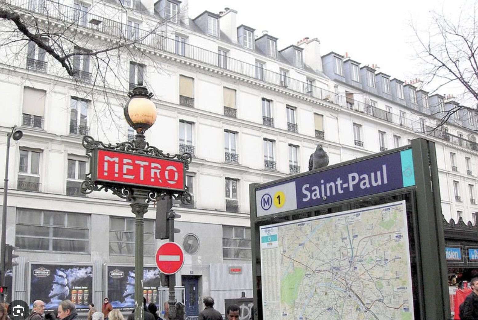 AV coffee shop 18 couverts proche sortie de métro