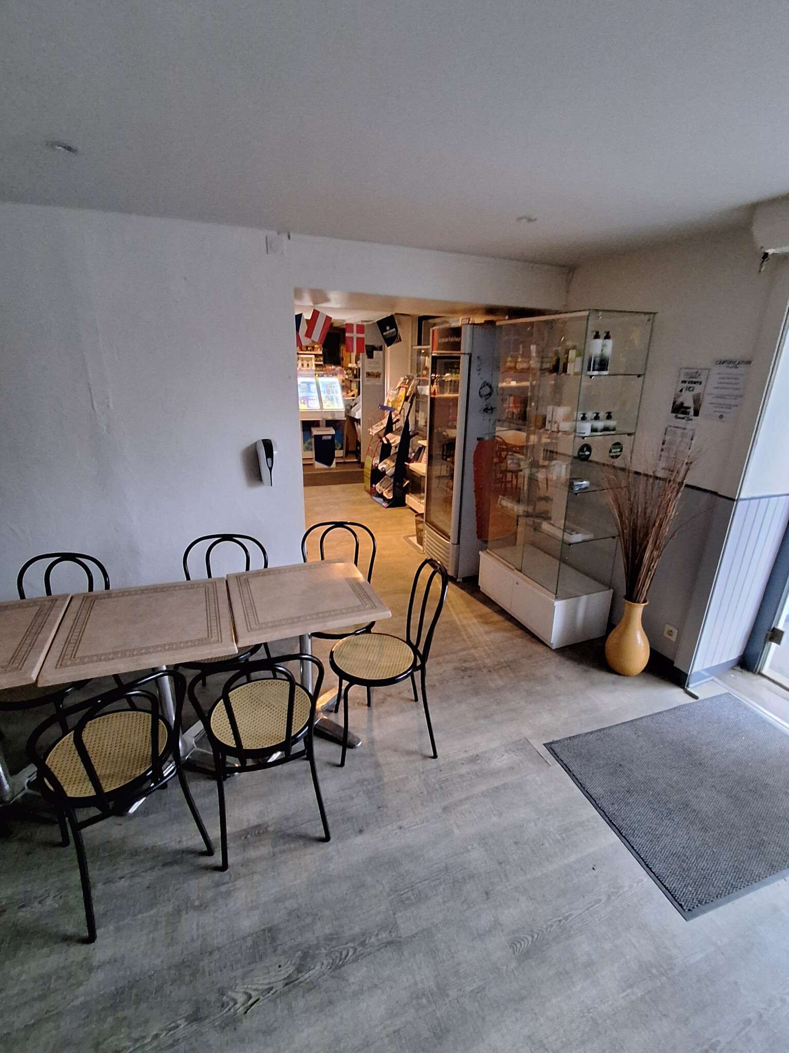 Cède bar tabac FDJ avec ebe 80 000 ille et Vilaine