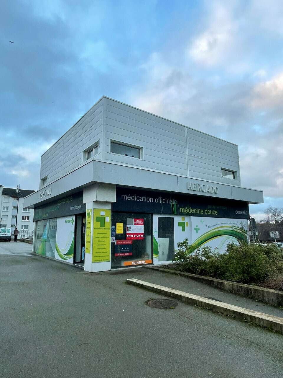 Vente local professionnel 190m² à Vannes