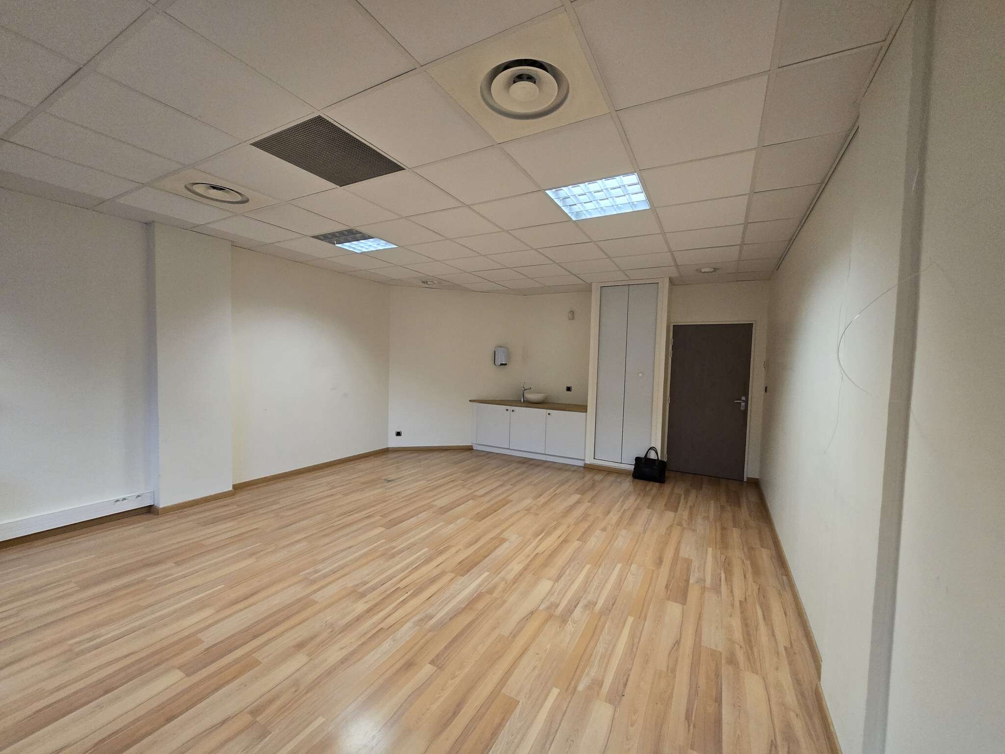 AV local de santé 40m² à La Valette Valgora 