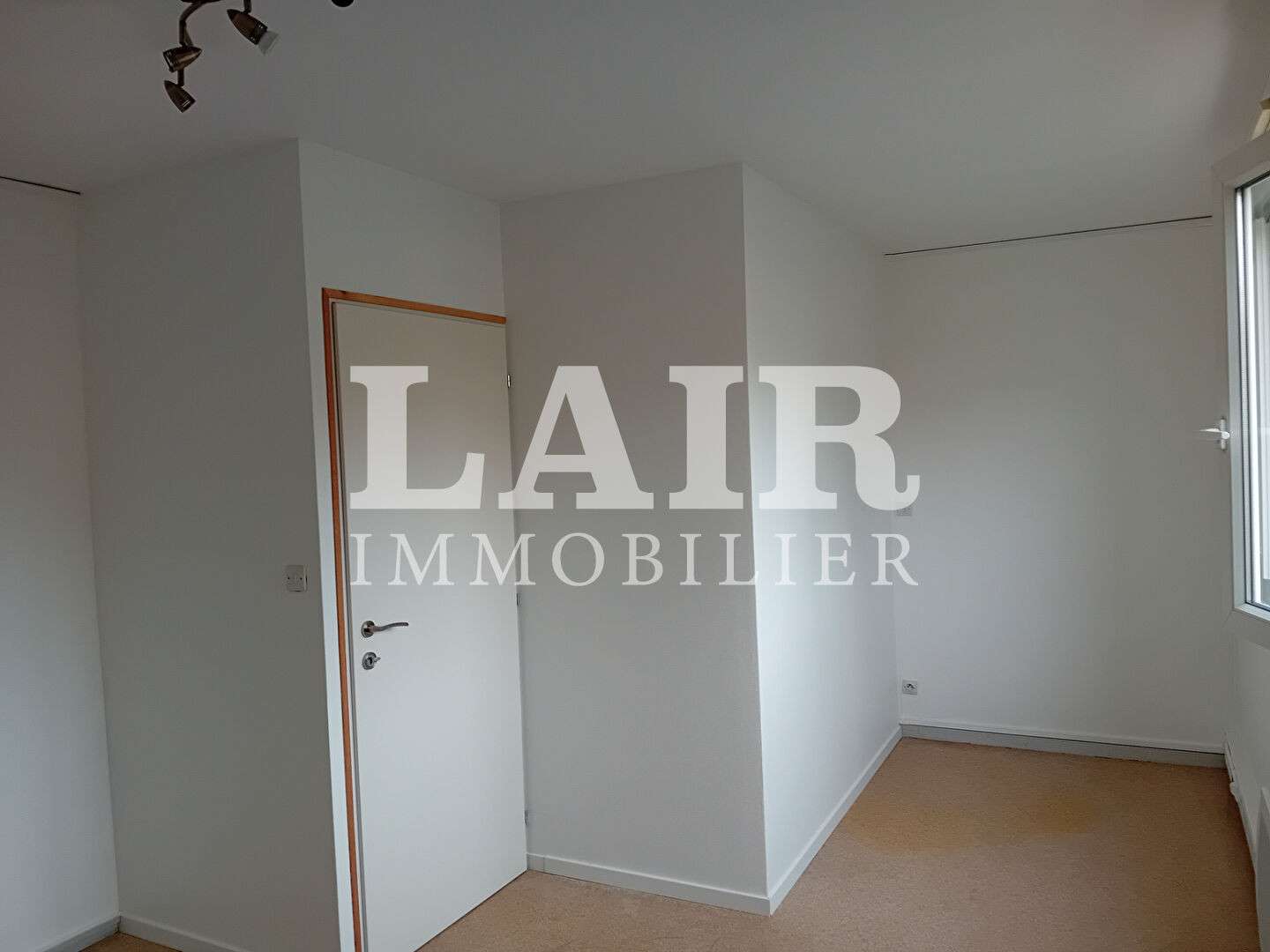 A louer plateau de bureaux 48m² à Alençon centre
