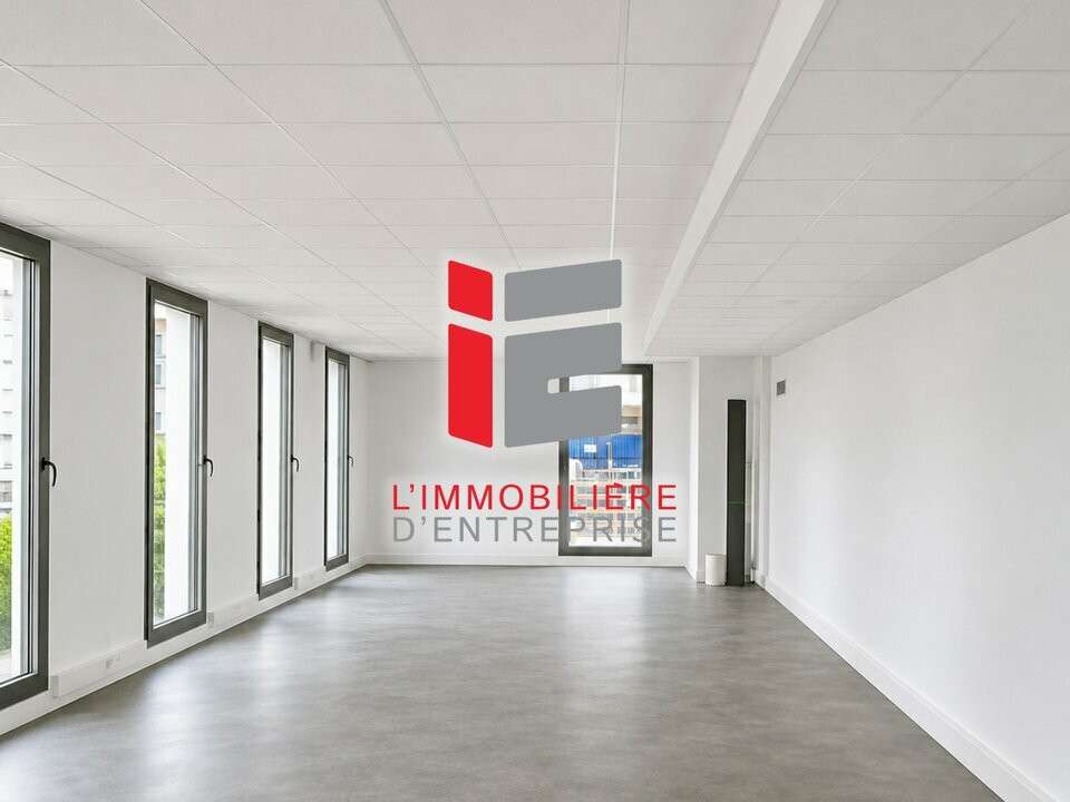 Local commercial 100m² à louer à Cesson-Sévigné