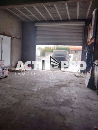 À louer entrepôt de stockage 120m² à Rivesaltes