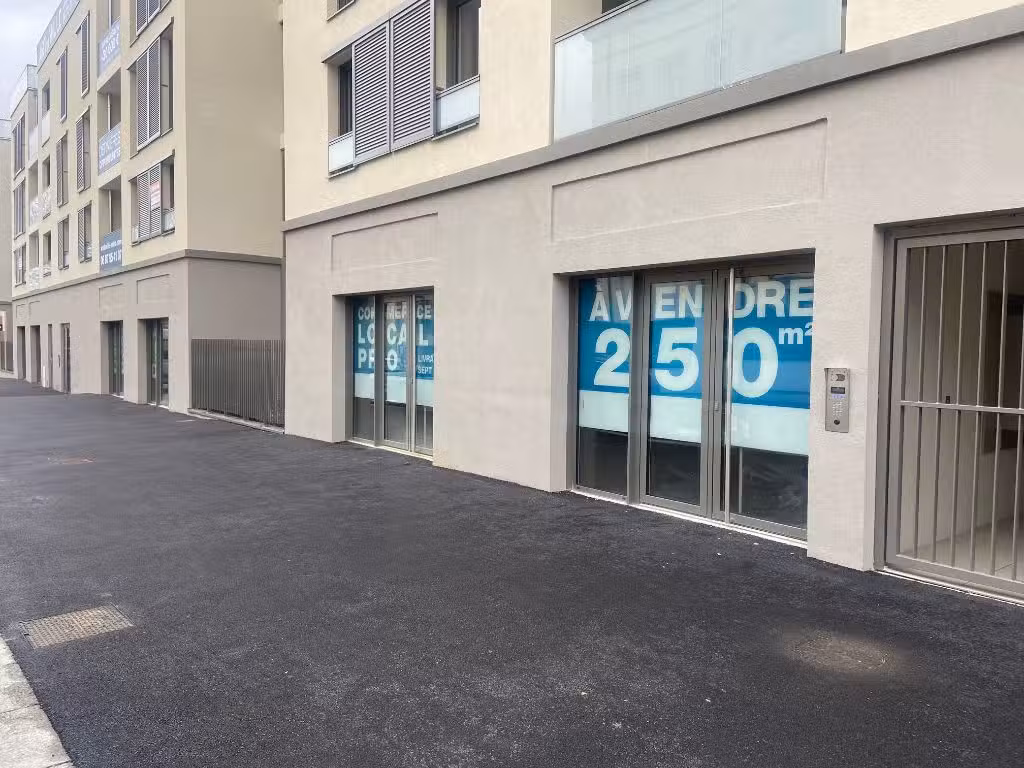 Murs neufs à vendre à Villefranche sur Saône