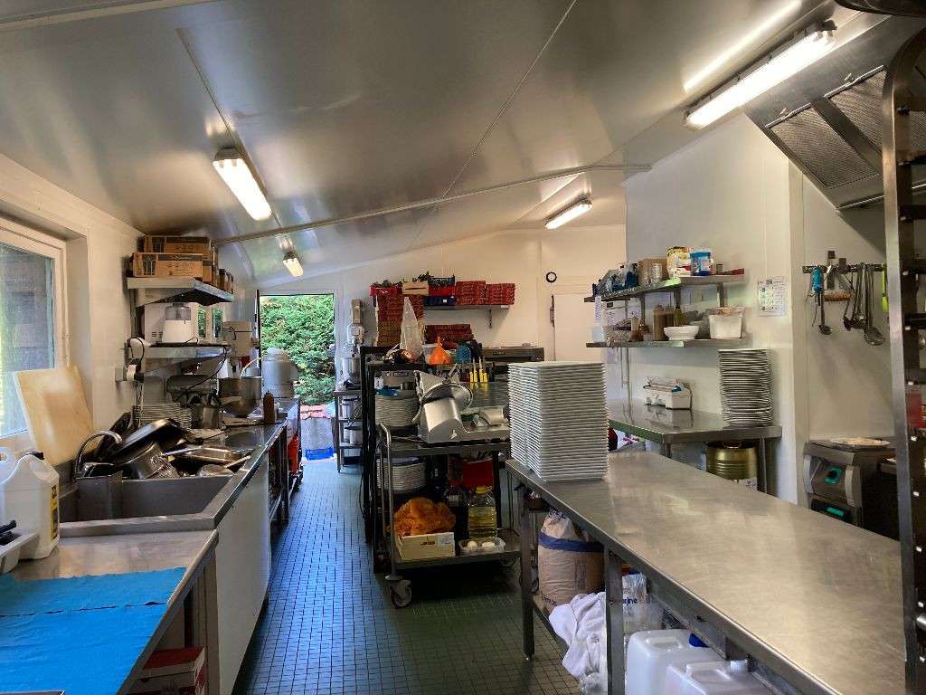 Vente FDC restauration du midi Lic IV à Riom