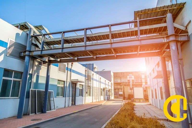 Location local commercial 168m² à Limas D306 