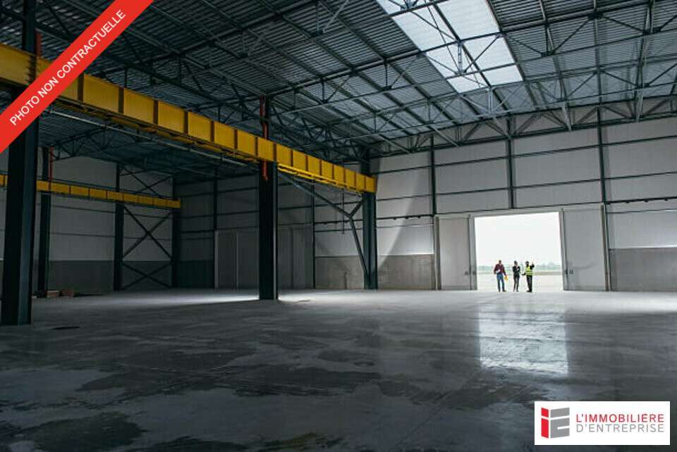 A louer local d'activité 3797m² sur 1ha  à Vannes