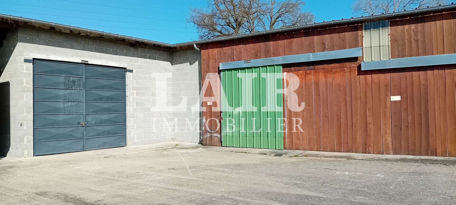 Loue locaux d'activité de 200m² à Condé sur Sarthe
