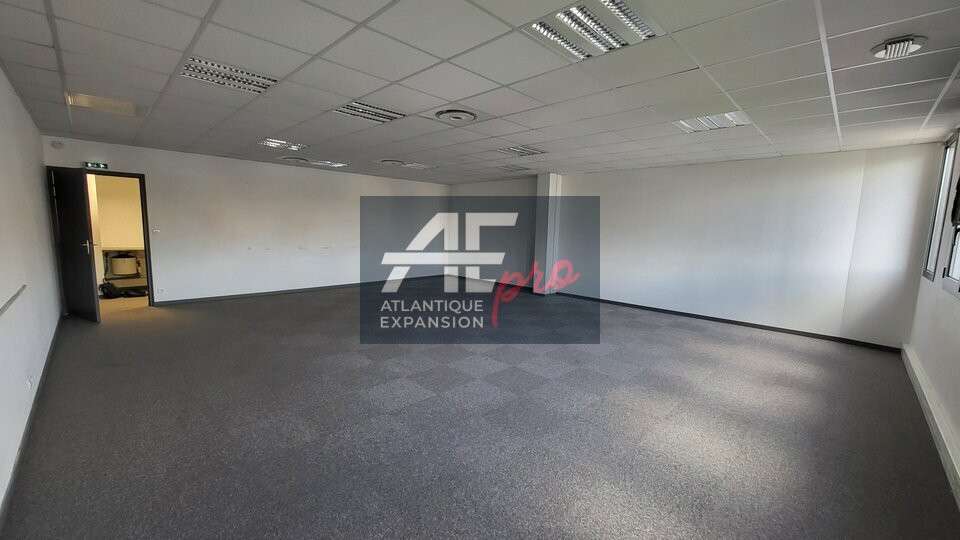 Bureaux 179m² à louer à Saint Nazaire