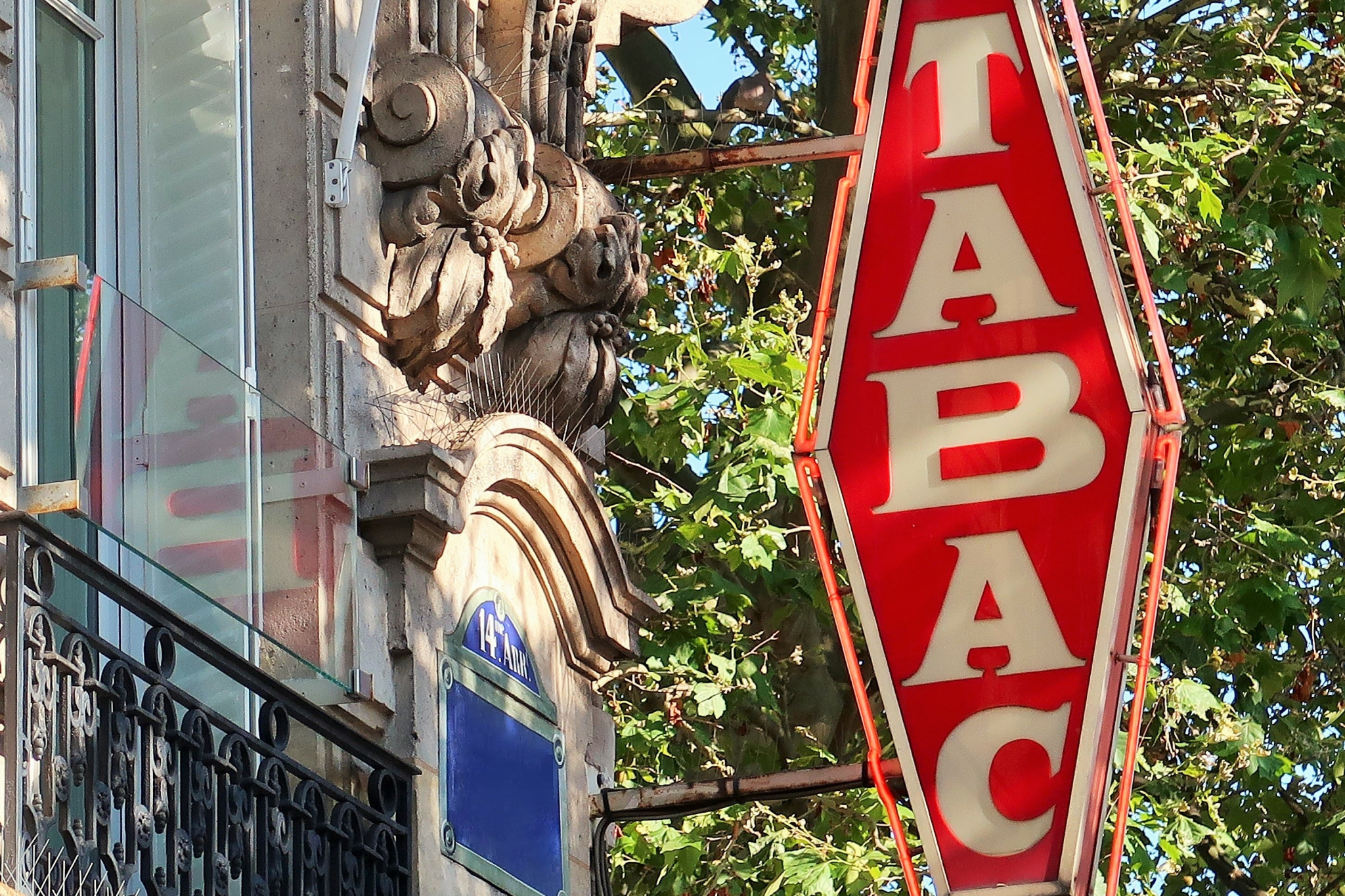 AV bar tabac loto centre ville grand logement 36