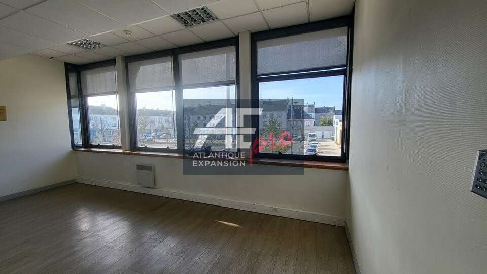 A louer bureau 246m² à Saint Nazaire centre