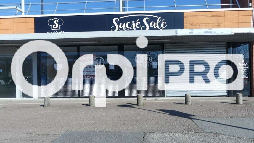 Local commercial 137m² RDC PMR à louer à Nevers