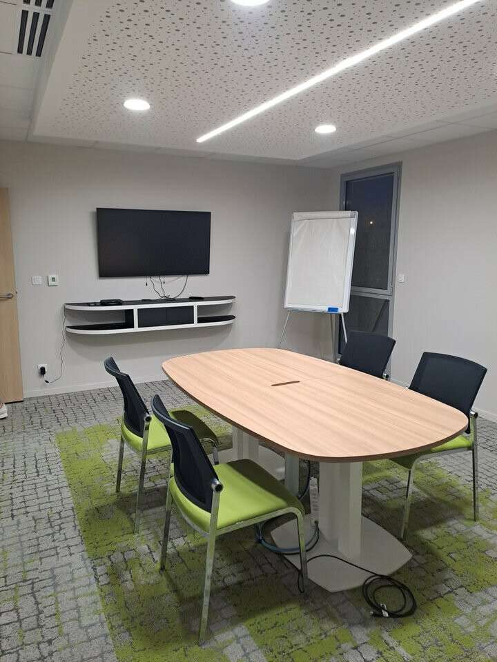 Bureaux 200m² R+1 à louer à Rennes