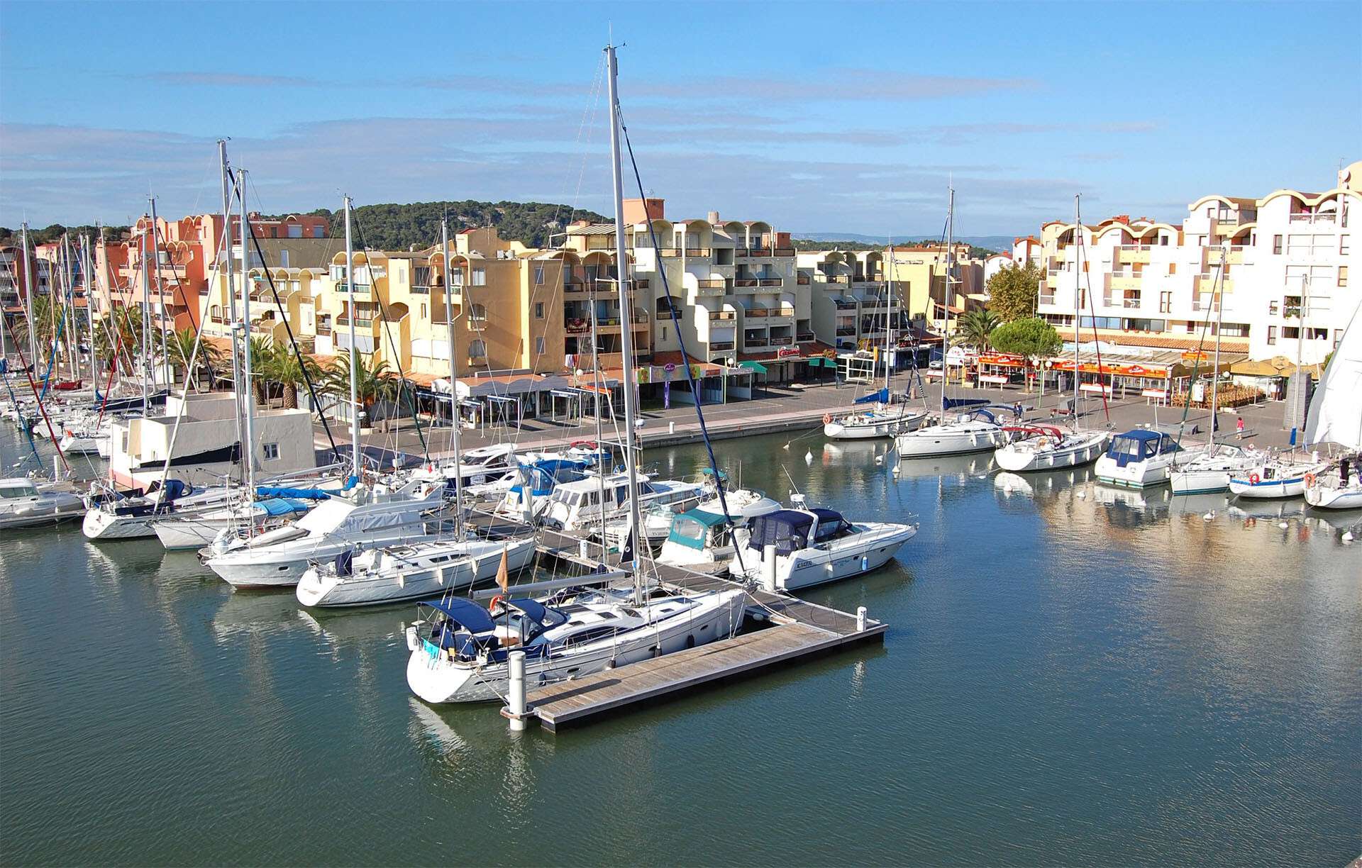 Bail saisonnier 3 mois 43m² Gruissan Pl Menhirs