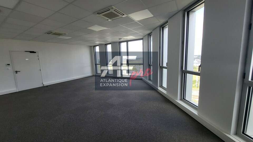 Loue bureaux 816m² entrée de ville Saint Nazaire