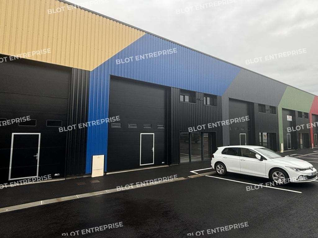 A louer 3 cellules d'activités de 200m² à Ancenis
