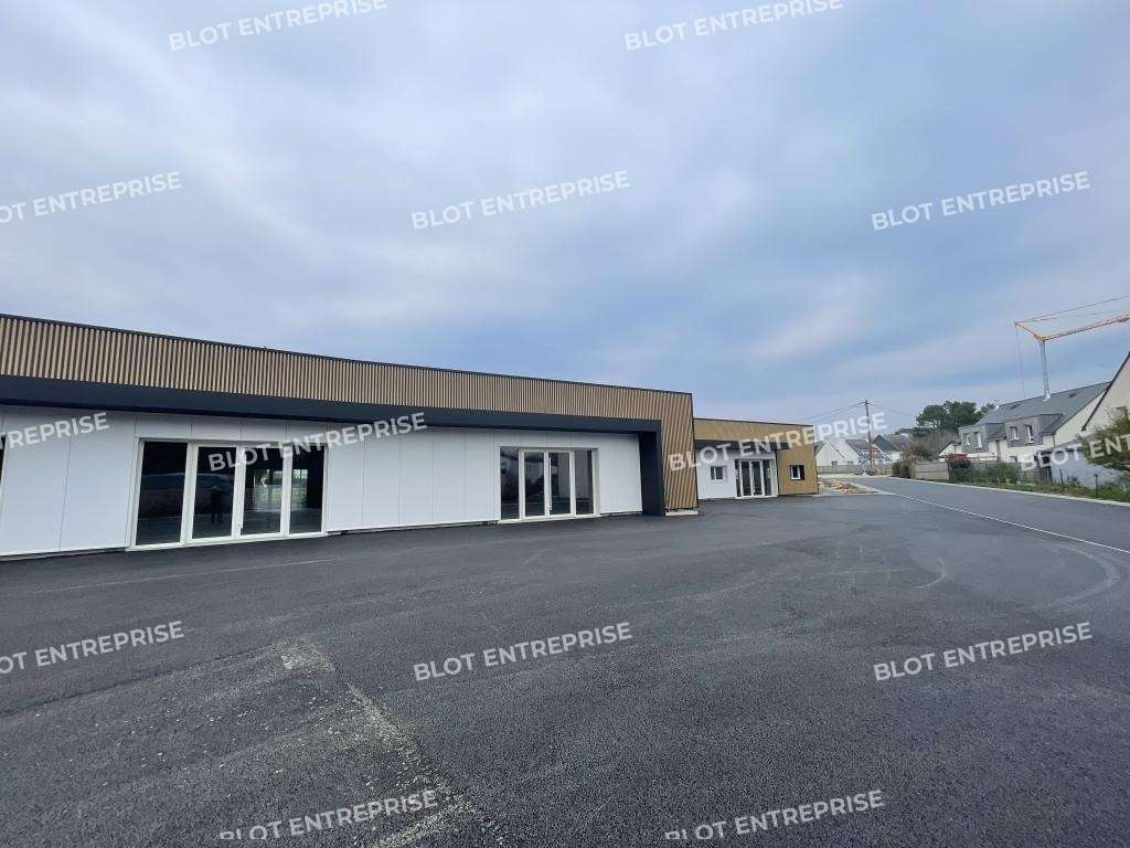 A louer local commercial 198m² à Belz