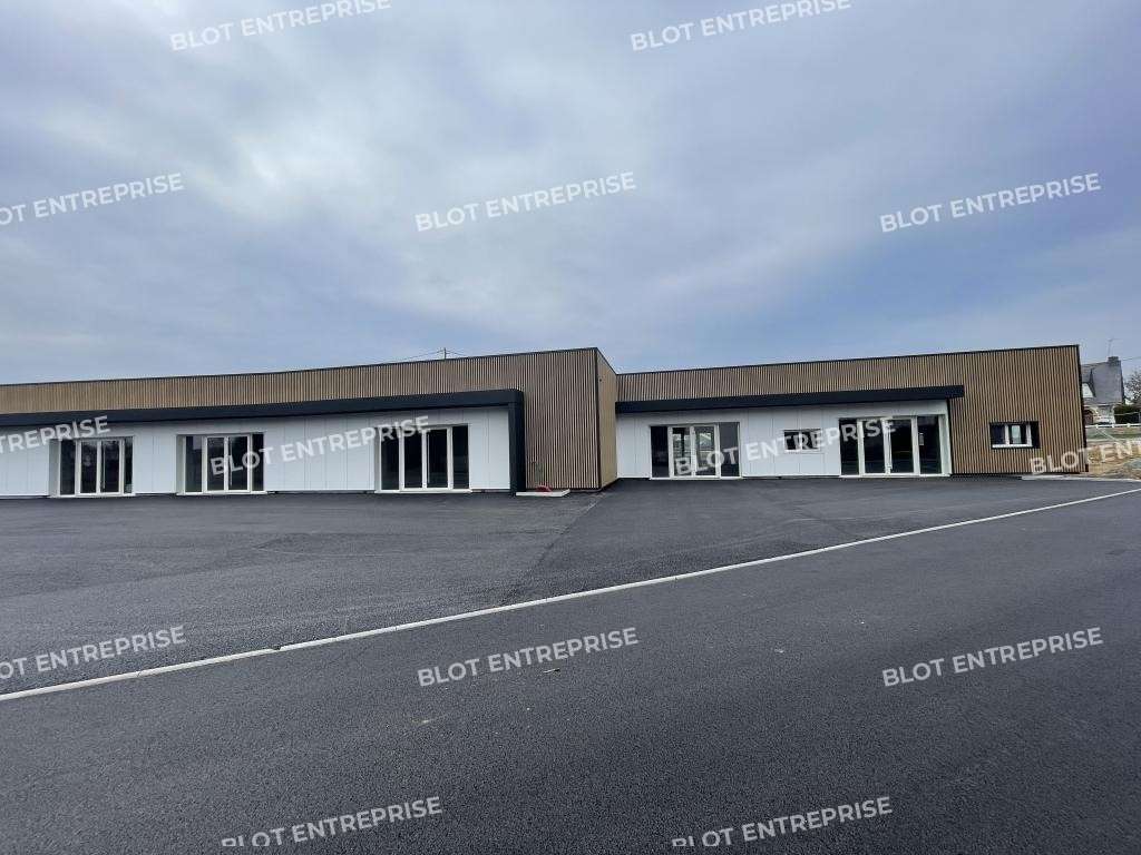 A louer locaux commerciaux 126m² à Belz