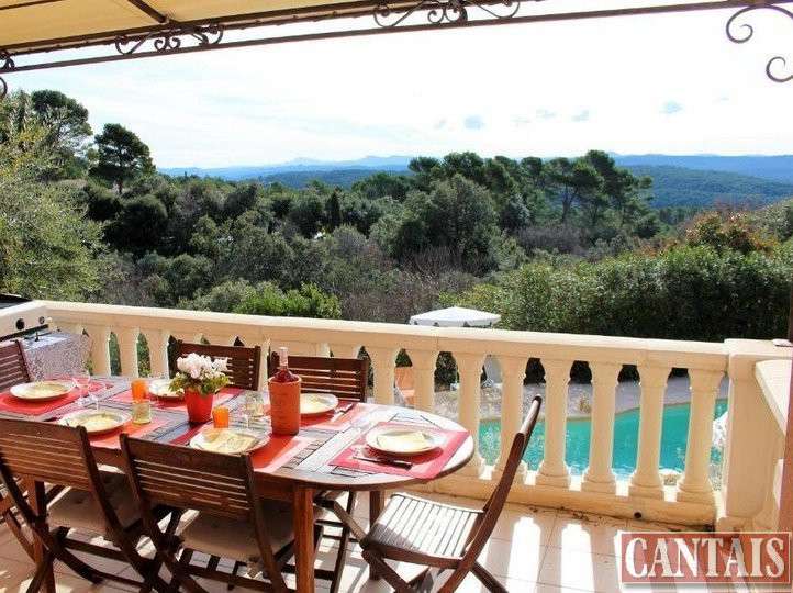 Vente gîtes vue montagne axe Manosque St Tropez