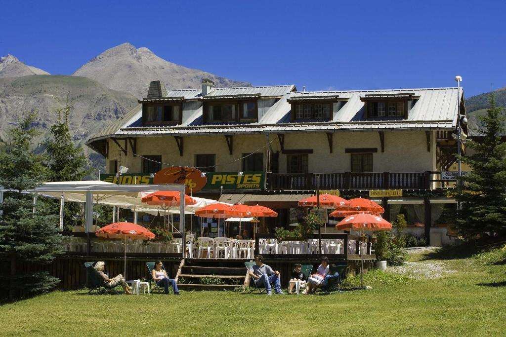 Vente chalet hôtel 24 chambres à Allos