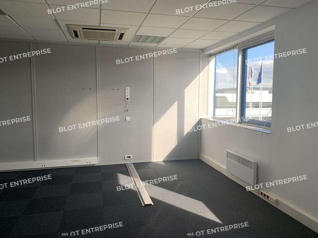 A louer bureaux 400m² R+2 à Rennes Nord